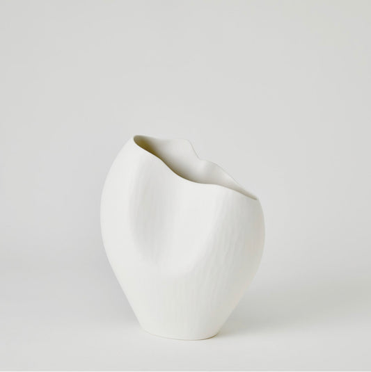 HORN VASE SMALL